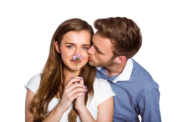Mężczyzna kobieta całuje w policzek — Zdjęcie stockowe