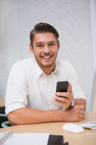 Businessman using mobile phone — Stock Photo, Image