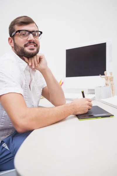 Designer using graphics tablet — Stock Photo, Image