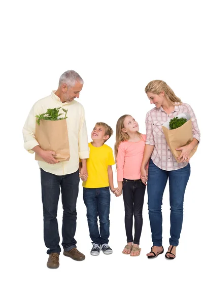 Família com sacos de supermercado — Fotografia de Stock