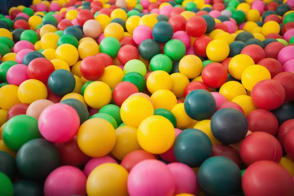 Piscina de bolas para niños —  Fotos de Stock