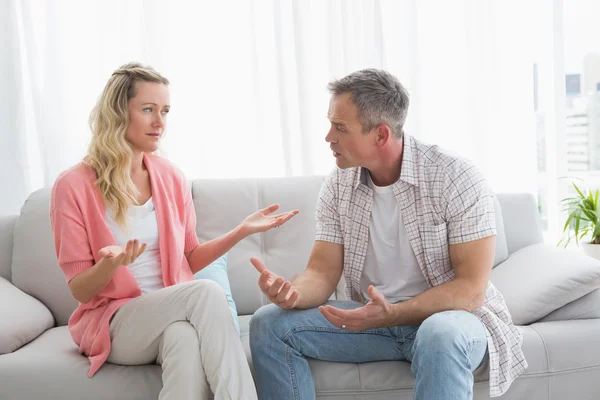 Couple having an argument — Stock Photo, Image