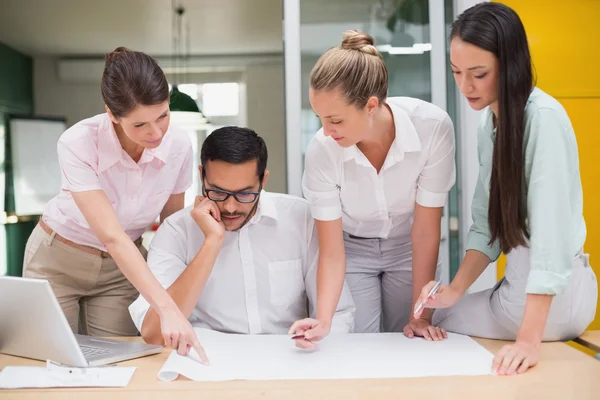 Het platform team werken — Stockfoto