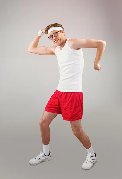 Hipster posiert in Sportbekleidung — Stockfoto