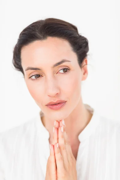 Une femme en position de méditation — Photo