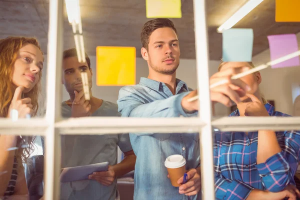 Jóvenes empresarios creativos — Foto de Stock