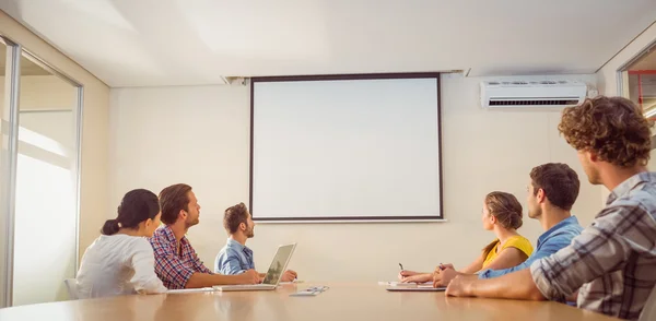 Uppmärksamma företag team efter en presentation — Stockfoto