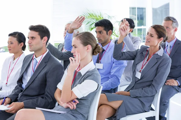 Zakelijke team met een bijeenkomst — Stockfoto