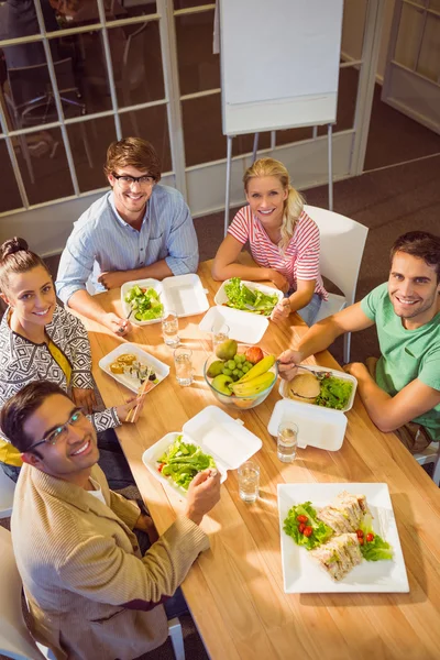 Empresarios almorzando —  Fotos de Stock