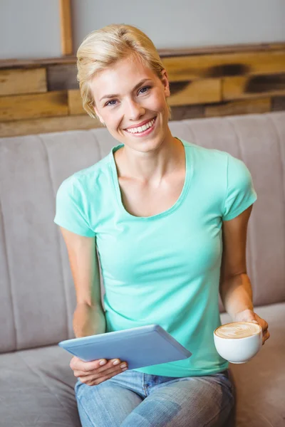 Pretty blonde using laptop computer — Stock Photo, Image