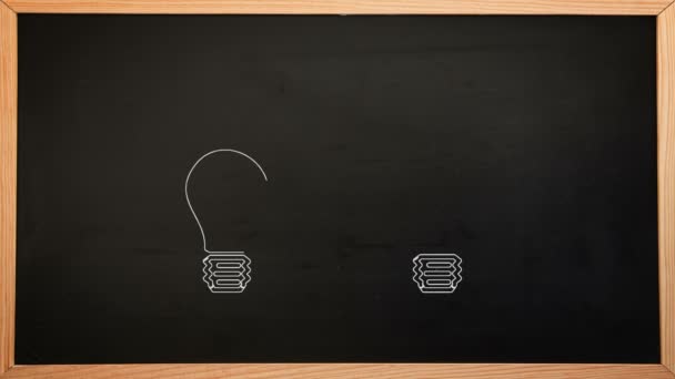 出现在黑板上的灯泡 — 图库视频影像