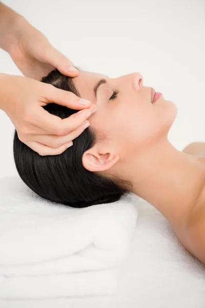 Woman in an acupuncture therapy at spa — Stock Photo, Image