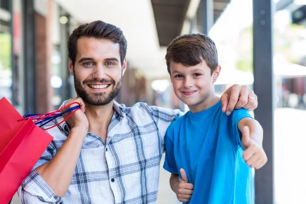 Portrait of a father and his son — Stock Photo, Image