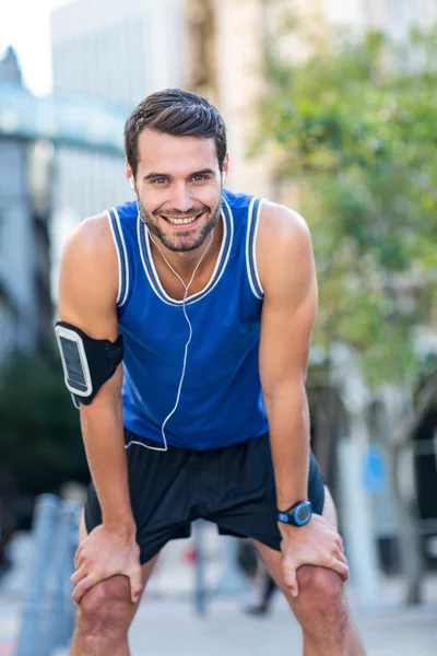 Bello atleta in una giornata di sole — Foto Stock