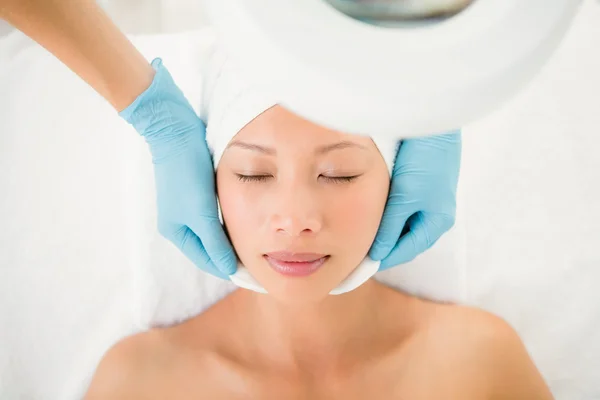 Hands cleaning woman face — Stock Photo, Image