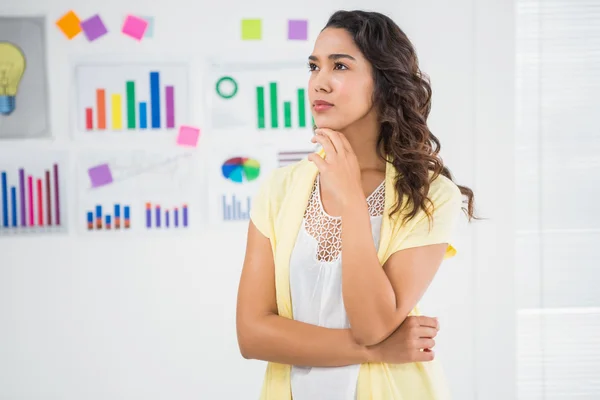 Businesswoman looking in the distance — Stock Photo, Image