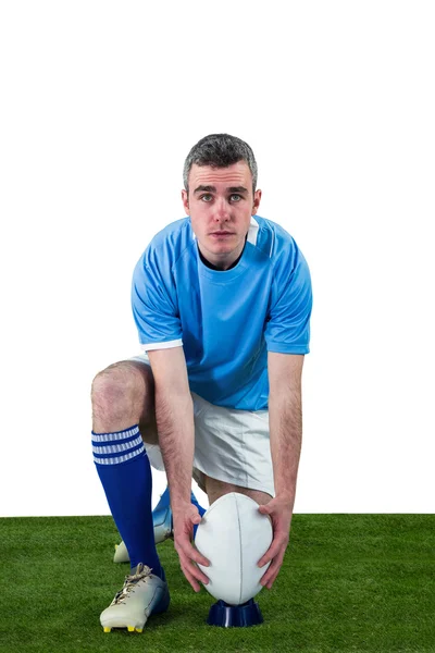 Rugby player ready to make a drop kick — Stock Photo, Image