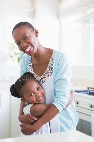 Ritratto di madre con la figlia — Foto Stock