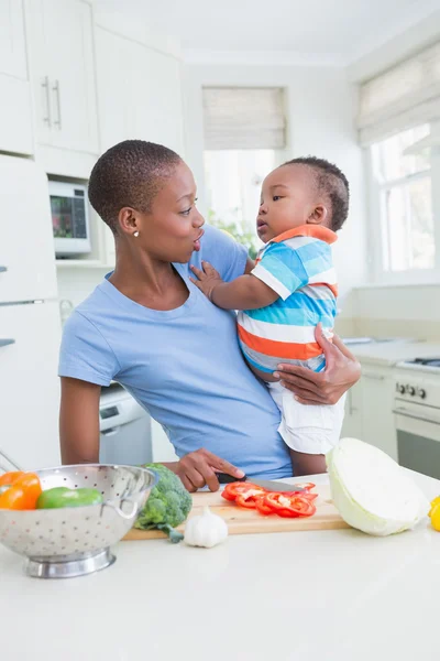 Happy mother wih his babyboy — Stock Photo, Image