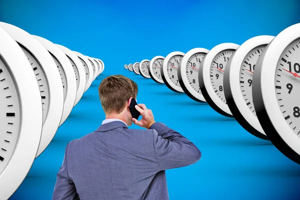 Back turned businessman on phone — Stock Photo, Image