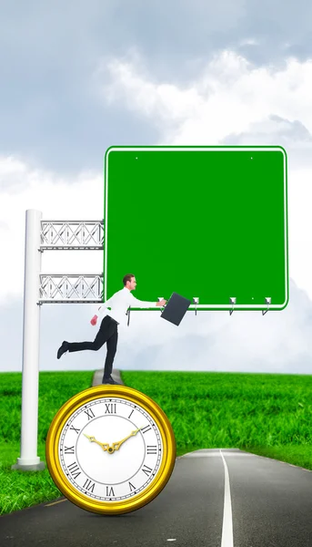 Businessman walking with his briefcase — Stock Photo, Image