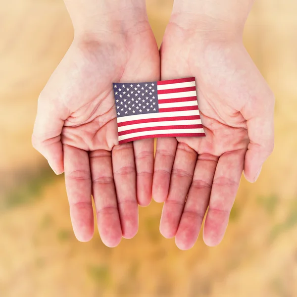 Hände zeigen US-Nationalflagge — Stockfoto