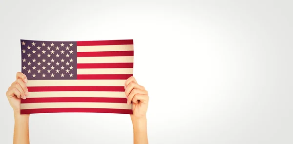 手展现美国国旗 — 图库照片
