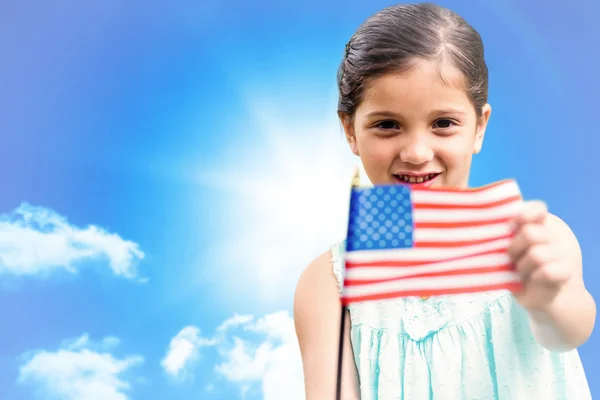 Menina com bandeira americana — Fotografia de Stock