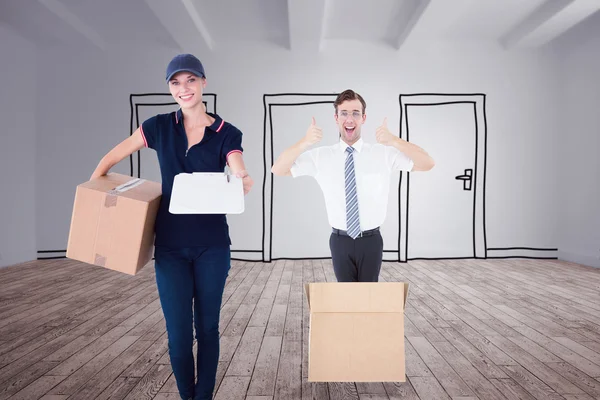 Delivery woman holding cardboard box — Stock Photo, Image