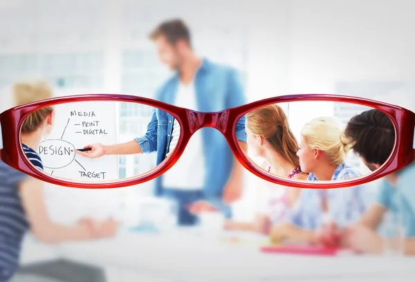 Szemüveg ellen alkalmi üzletemberek — Stock Fotó