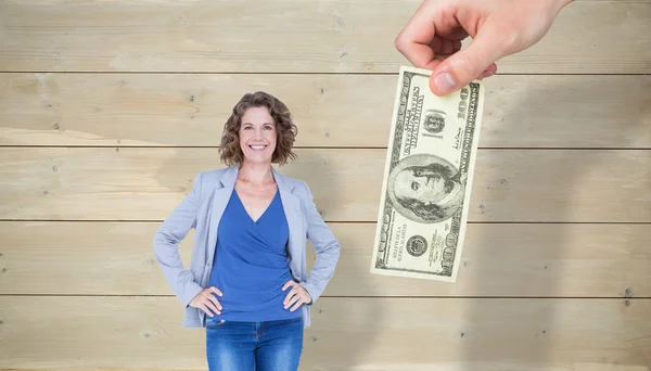 Billete de dólar y mujer de negocios con las manos en la cadera —  Fotos de Stock