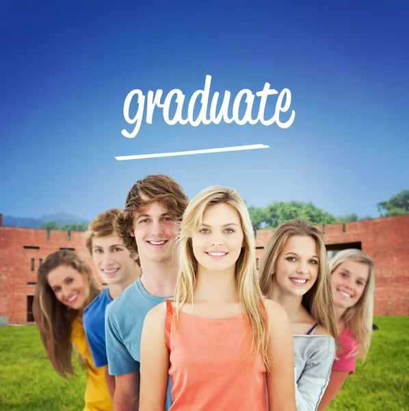 Pós-graduação palavra e estudantes — Fotografia de Stock