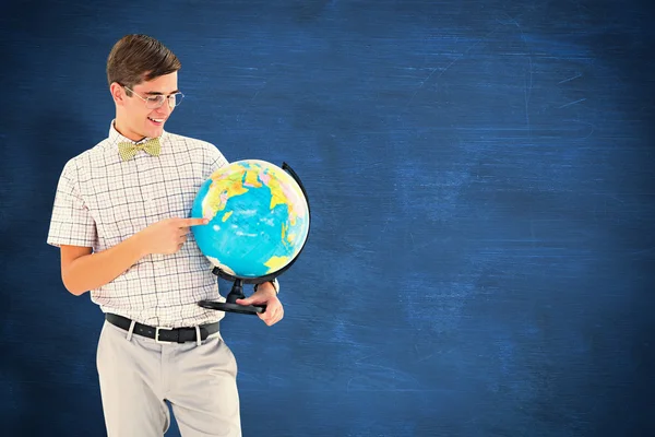 Geeky hipster holding a globe — Stock Photo, Image