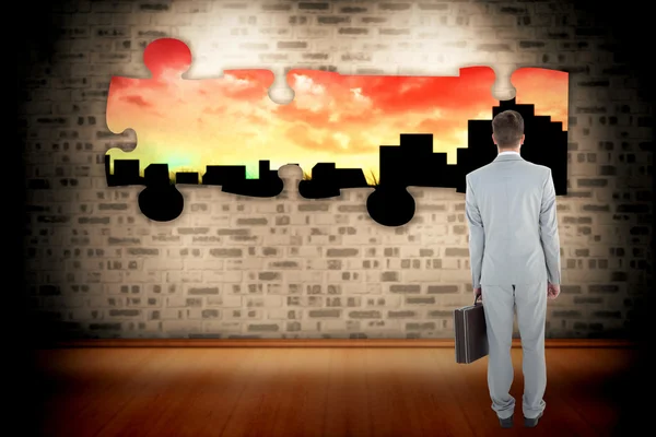 Businessman holding his briefcase — Stock Photo, Image