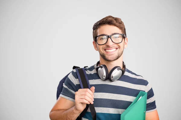 Étudiant souriant à la caméra — Photo