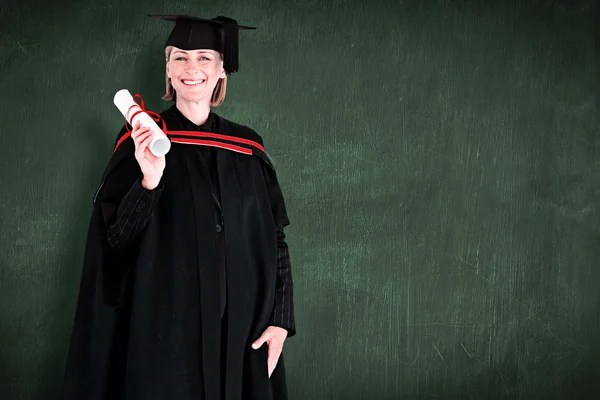 Felice ragazza bionda che celebra il successo — Foto Stock