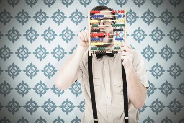 Geeky hipster houden een abacus — Stockfoto