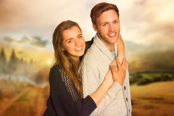 Retrato de pareja joven y feliz —  Fotos de Stock