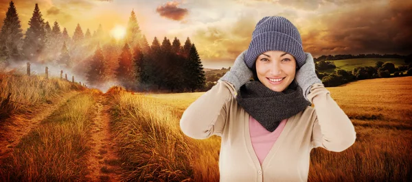 Smiling brunette wearing warm clothes — Stock Photo, Image