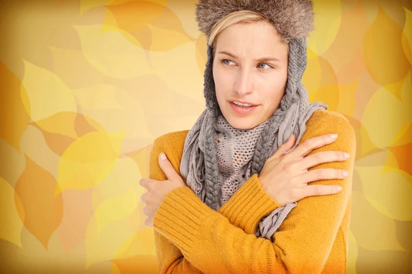 Blonde woman wearing a warm hat — Stock Photo, Image