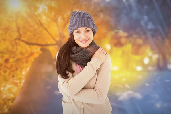 Brunette woman wearing warm clothes — Stock Photo, Image