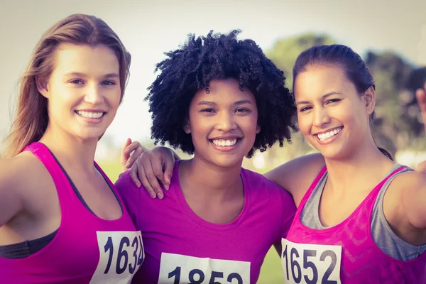 Runners supporting breast cancer marathon — Stock Photo, Image