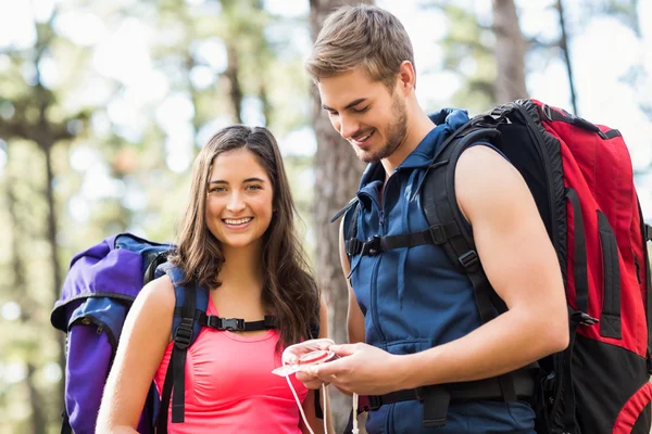 Joggers camera kijken — Stockfoto