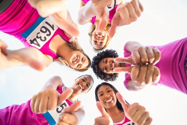 Runners supporting  cancer marathon — Stock Photo, Image