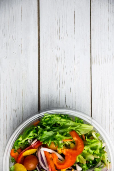 Healthy bowl of salad — Stockfoto