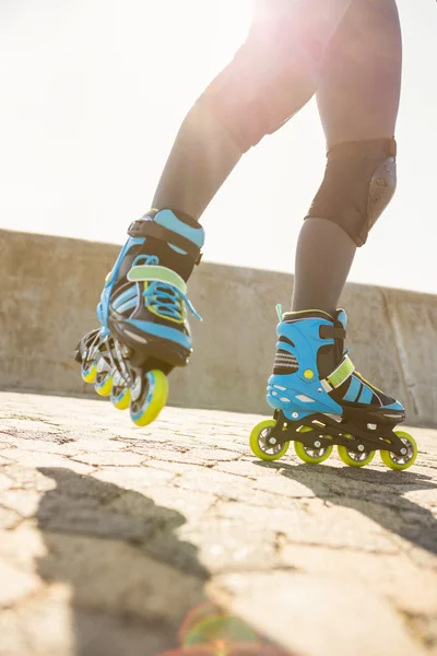 Patines en línea patinaje — Foto de Stock