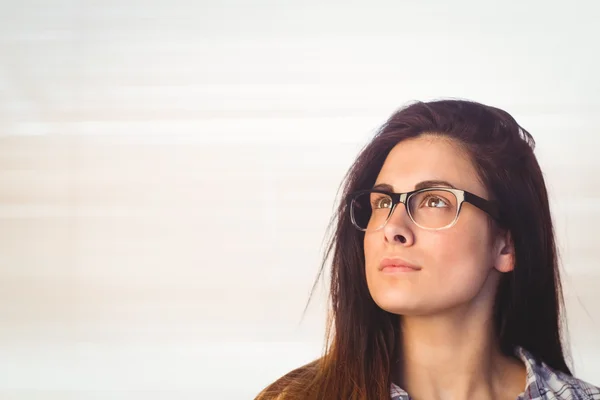 Pretty hipster looking up — Stock Photo, Image