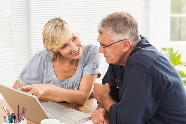 Business team working together on laptop — Stock Photo, Image