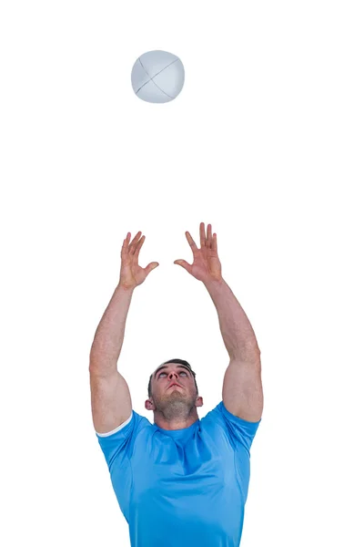 Rugby-Spieler fängt den Ball — Stockfoto