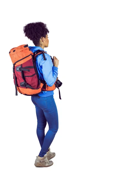 Junge Frau mit Rucksack — Stockfoto